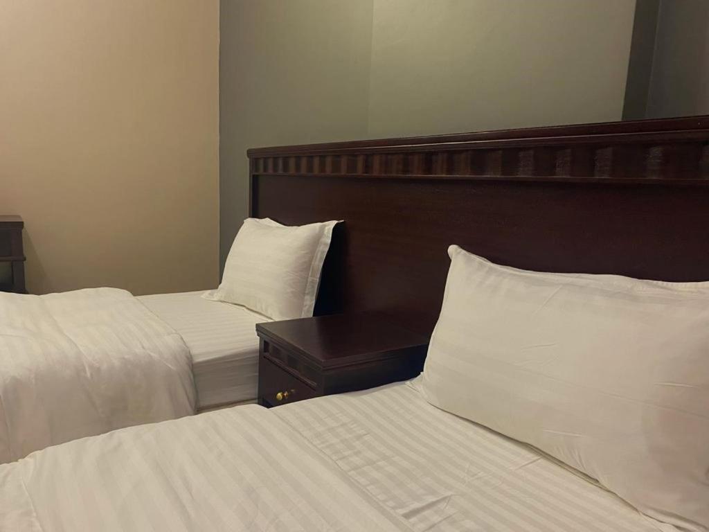 White Beach Hotel Suites Rabigh Esterno foto