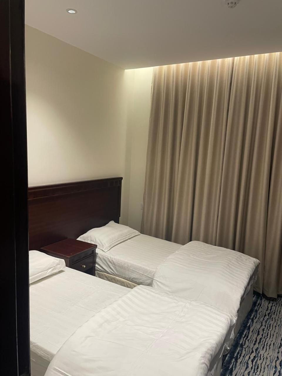 White Beach Hotel Suites Rabigh Esterno foto