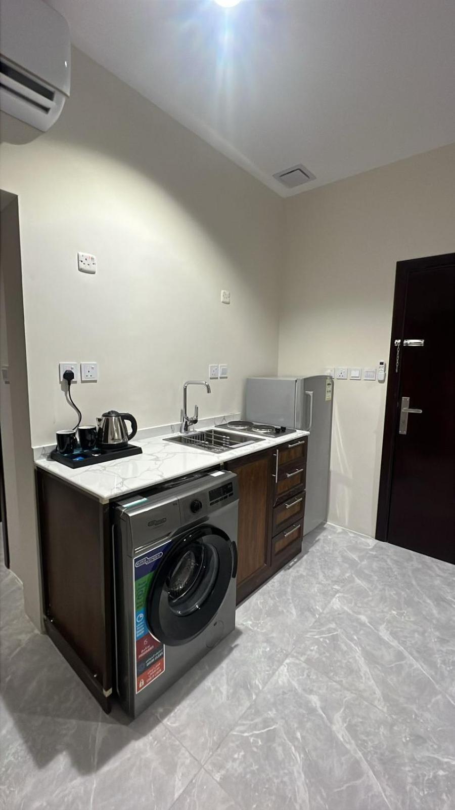 White Beach Hotel Suites Rabigh Esterno foto
